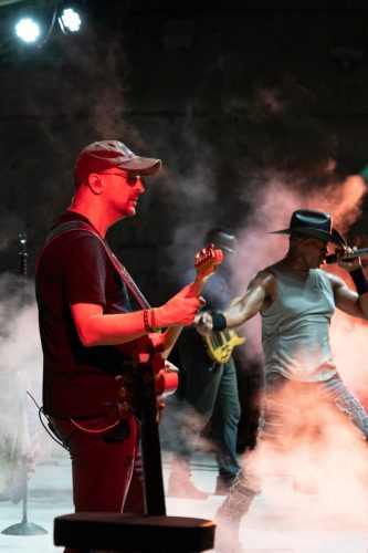 678289103 122281521410197483 6785950420824003428 n